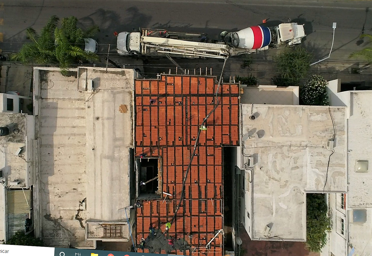 Construcción Slide 3