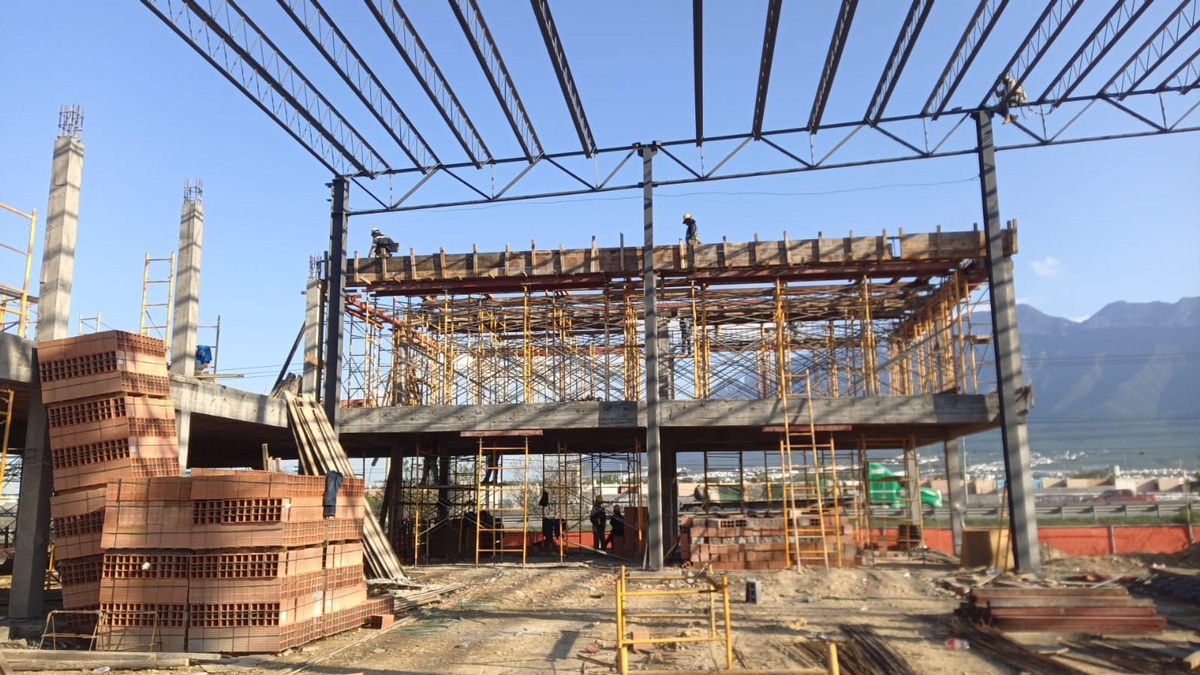 Construccion Slide 4